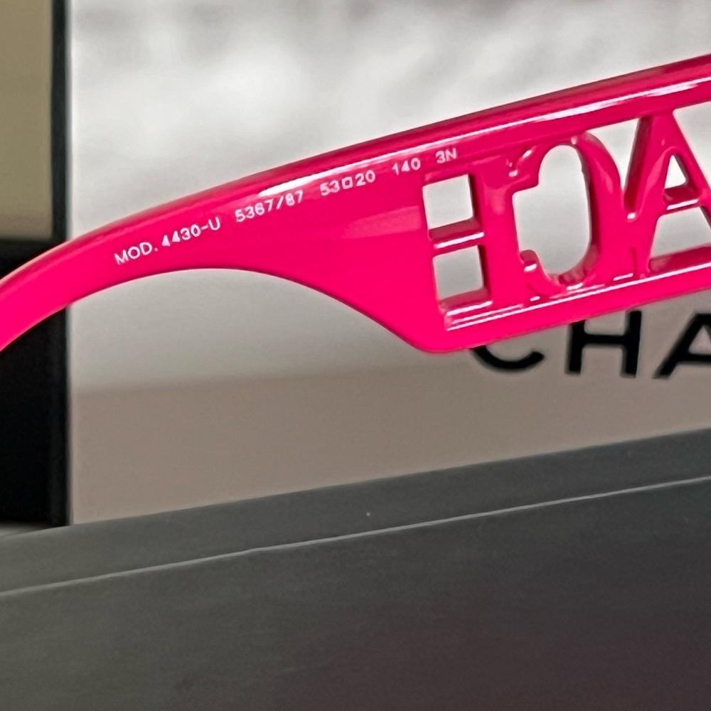 Versace Fuscia Plastic Rectangle Sunglasses - image 6